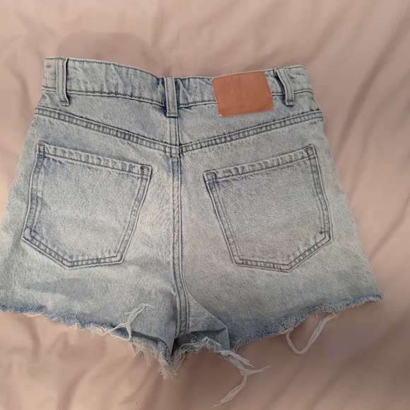 Zara shorts size 26 - Picture 3 of 3